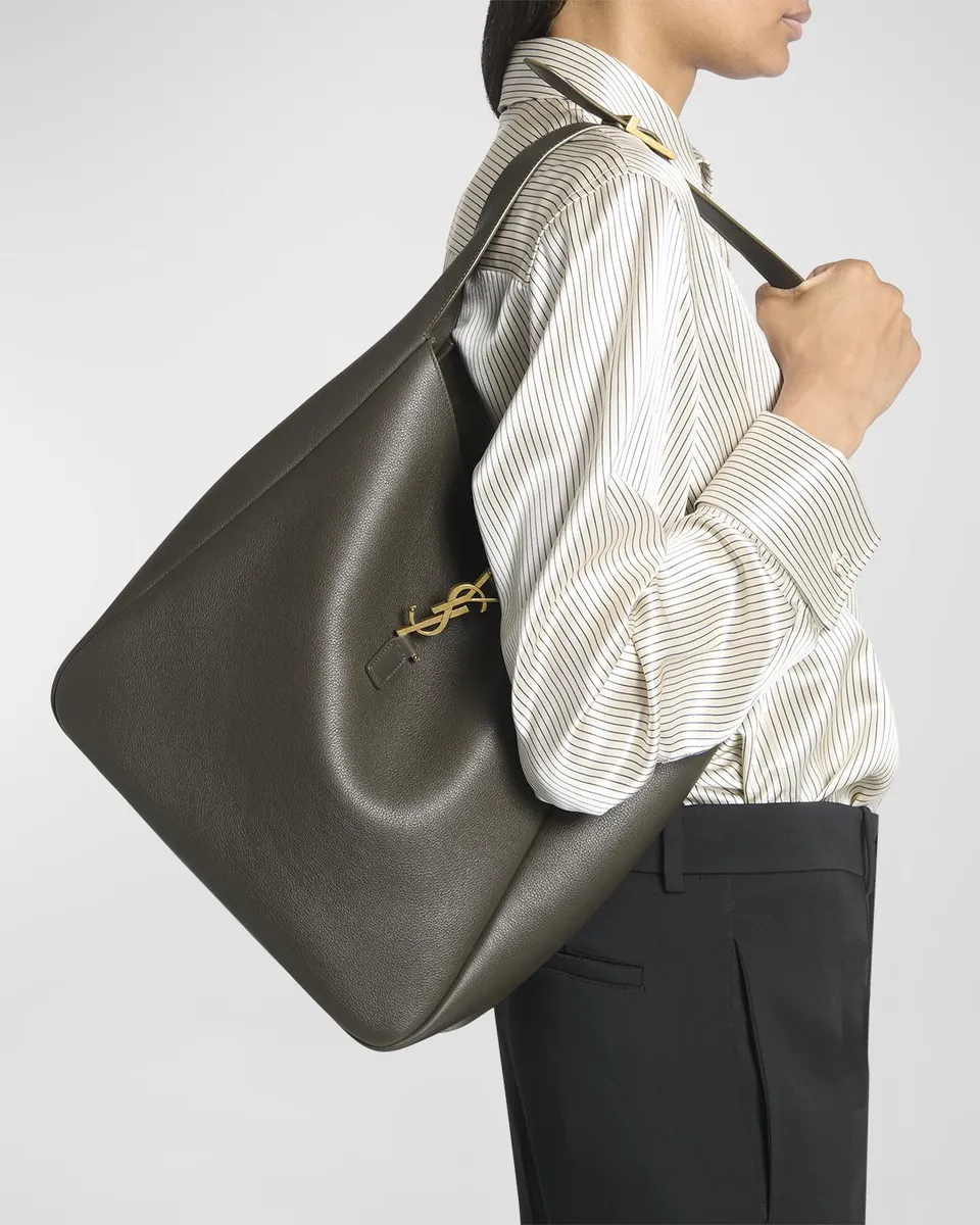 Saint Laurent Le 5 A 7 Large Shoulder Bucket Bag in Smooth Leather | Thumbnail 4 Saint Laurent Le 5 A 7 Large Shoulder Bucket Bag in Smooth Leather | Thumbnail 4