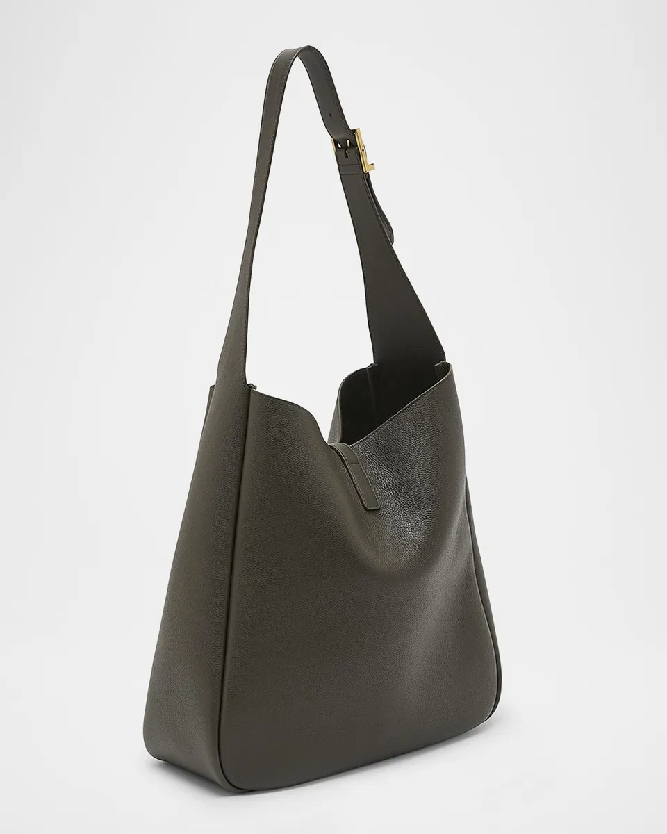 Saint Laurent Le 5 A 7 Large Shoulder Bucket Bag in Smooth Leather | Thumbnail 6 Saint Laurent Le 5 A 7 Large Shoulder Bucket Bag in Smooth Leather | Thumbnail 6