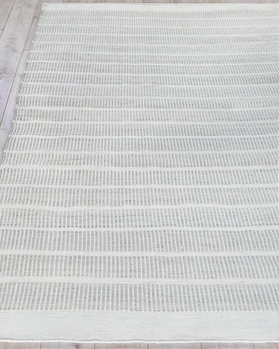 Exquisite Rugs Boca Indoor/Outdoor Flat-Weave Rug | Thumbnail 2
