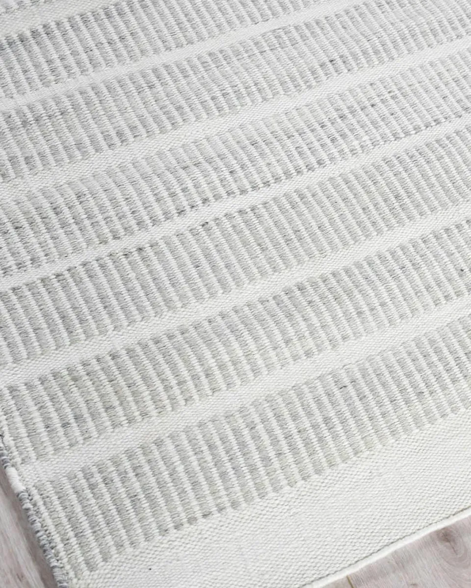 Exquisite Rugs Boca Indoor/Outdoor Flat-Weave Rug | Thumbnail 3