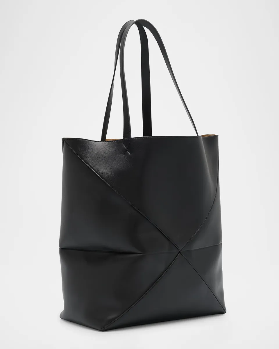 Loewe Puzzle Fold Large Tote Bag in Shiny Leather | Thumbnail 6 Loewe Puzzle Fold Large Tote Bag in Shiny Leather | Thumbnail 6