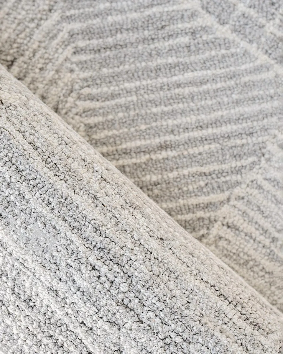 Exquisite Rugs Caprice Hand-Tufted Rug | Thumbnail 4