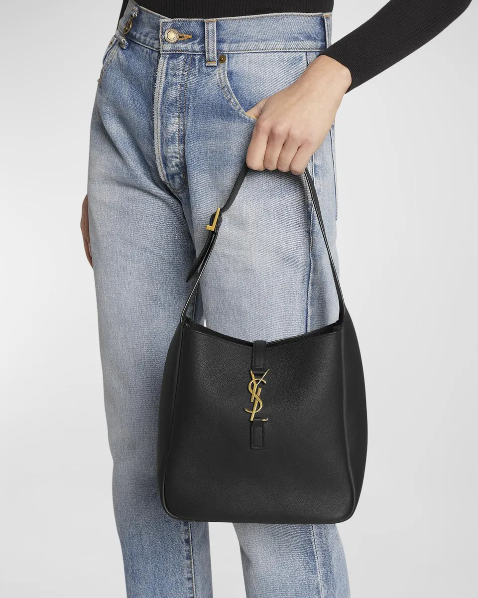 Saint Laurent Le 5 A 7 Small Shoulder Bag in Smooth Supple Leather | Thumbnail 4 Saint Laurent Le 5 A 7 Small Shoulder Bag in Smooth Supple Leather | Thumbnail 4