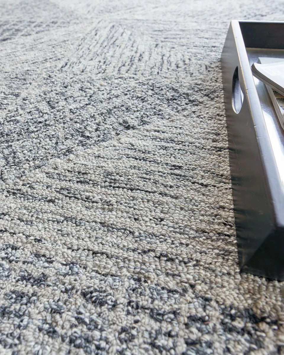 Exquisite Rugs Caprice Hand-Tufted Rug | Thumbnail 5