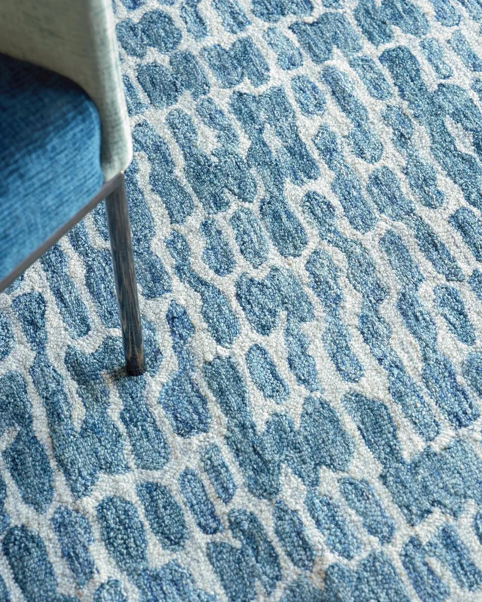 Exquisite Rugs Ink Blot Hand-Tufted Rug | Thumbnail 5