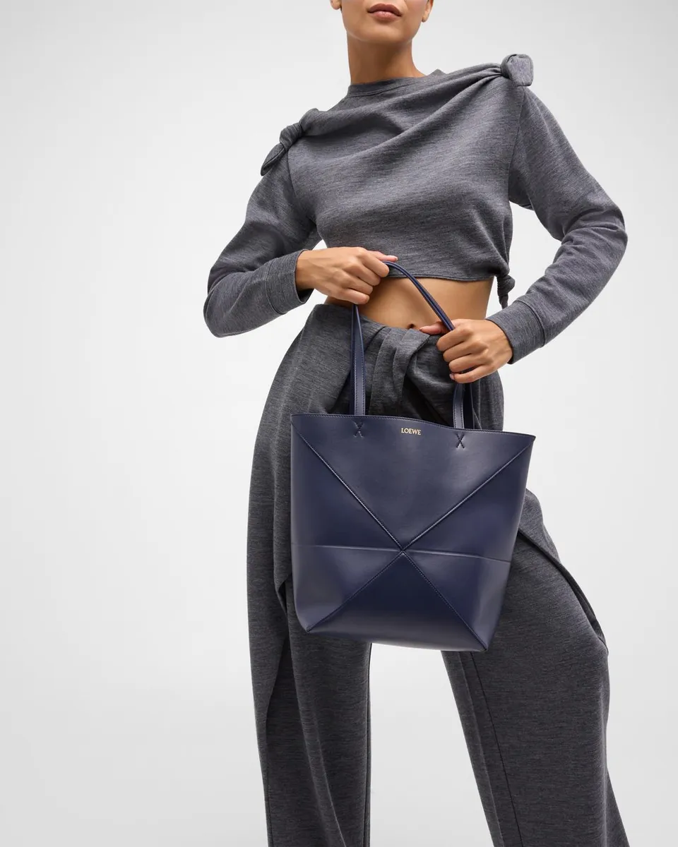Loewe Puzzle Fold Medium Tote Bag in Shiny Leather | Thumbnail 2