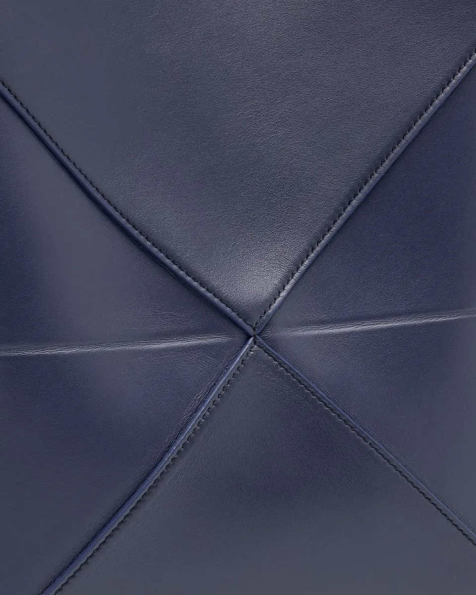 Loewe Puzzle Fold Medium Tote Bag in Shiny Leather | Thumbnail 6