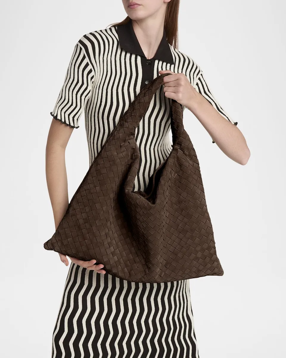 Bottega Veneta Large Hop Bag | Thumbnail 2 Bottega Veneta Large Hop Bag | Thumbnail 2