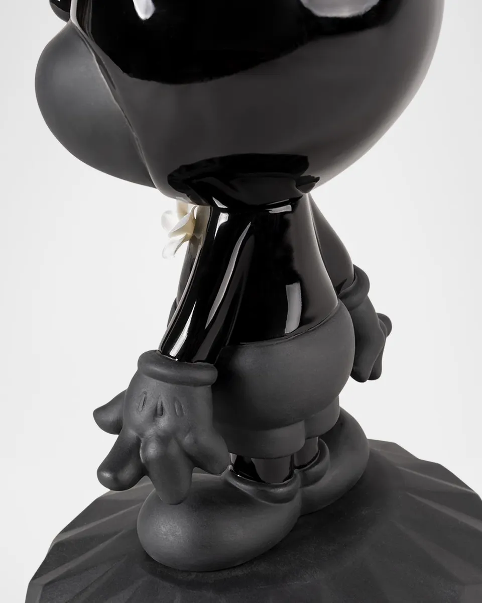 Lladro Mickey Total Black Sculpture | Thumbnail 2 Lladro Mickey Total Black Sculpture | Thumbnail 2