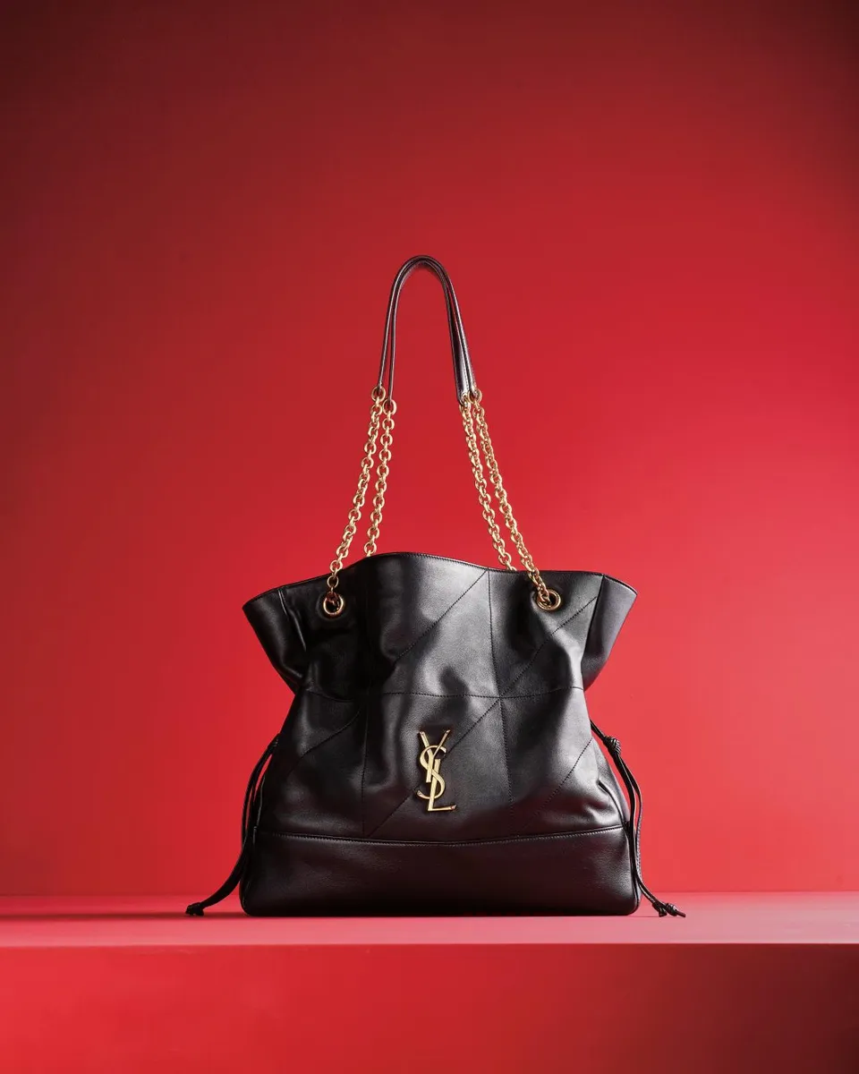 Saint Laurent Jamie 4.3 Medium Shopping Tote Bag in Quilted Leather | Thumbnail 5 Saint Laurent Jamie 4.3 Medium Shopping Tote Bag in Quilted Leather | Thumbnail 5