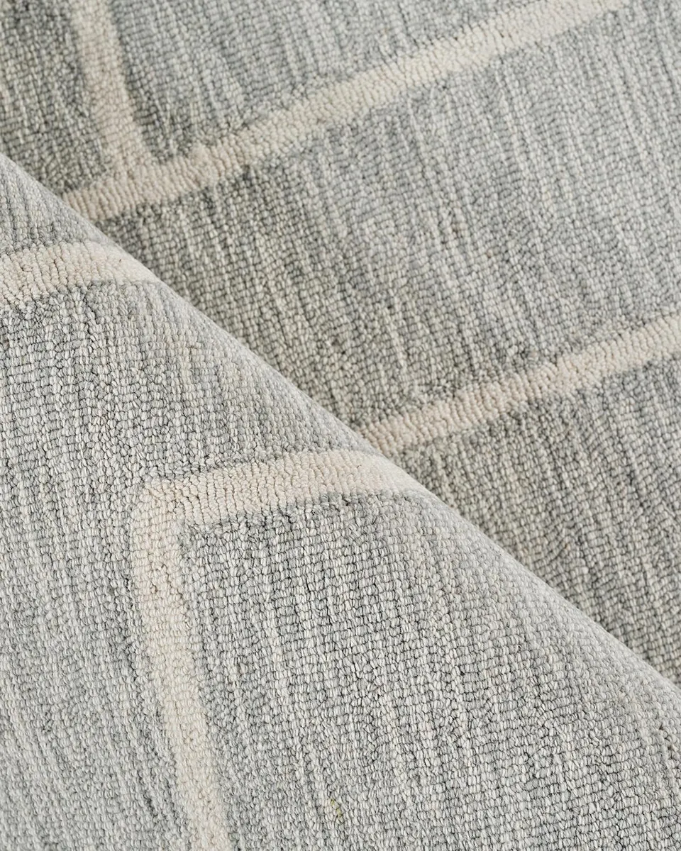 Exquisite Rugs Tangiers Hand-Tufted Blue/Ivory Rug | Thumbnail 4