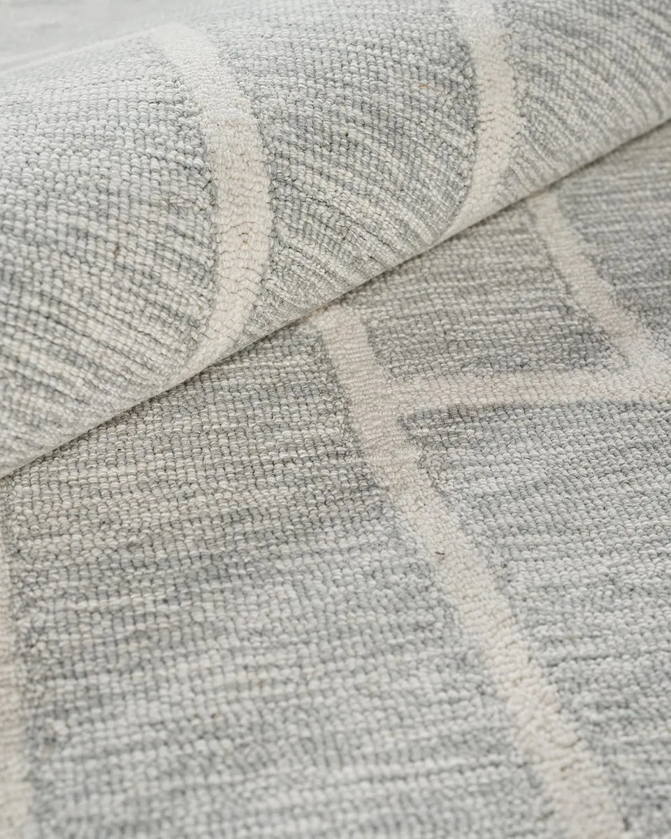 Exquisite Rugs Tangiers Hand-Tufted Blue/Ivory Rug | Thumbnail 5