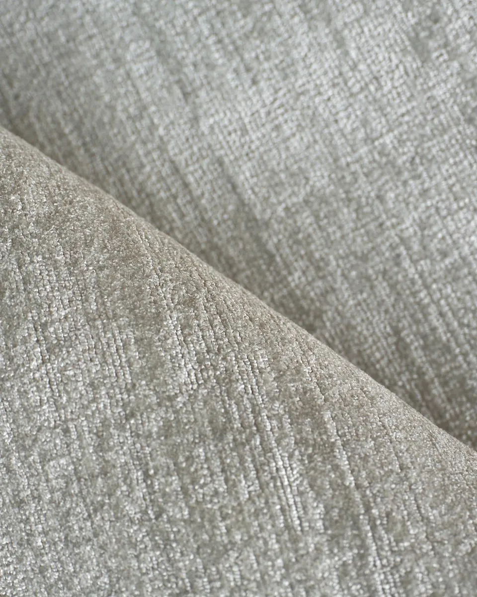 Exquisite Rugs Martelli Modern Hand-Loomed Silver Rug, 4 ' x 6 ' | Thumbnail 4 Exquisite Rugs Martelli Modern Hand-Loomed Silver Rug, 4 ' x 6 ' | Thumbnail 4