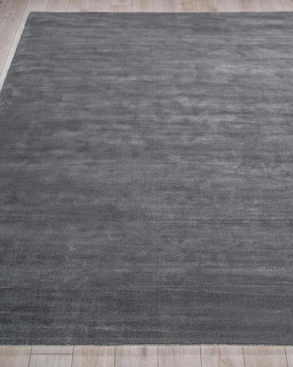 Exquisite Rugs Velutto Hand-Loomed Gray Rug, 4 ' x 6 ' | Thumbnail 2
