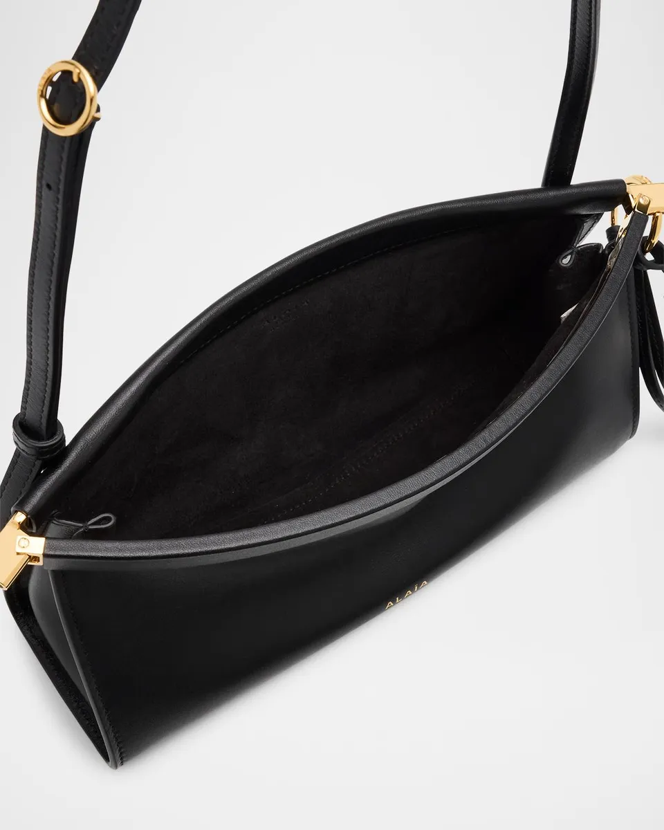 Alaïa Le Click Small Shoulder Bag in Glossy Leather | Thumbnail 4 Alaïa Le Click Small Shoulder Bag in Glossy Leather | Thumbnail 4
