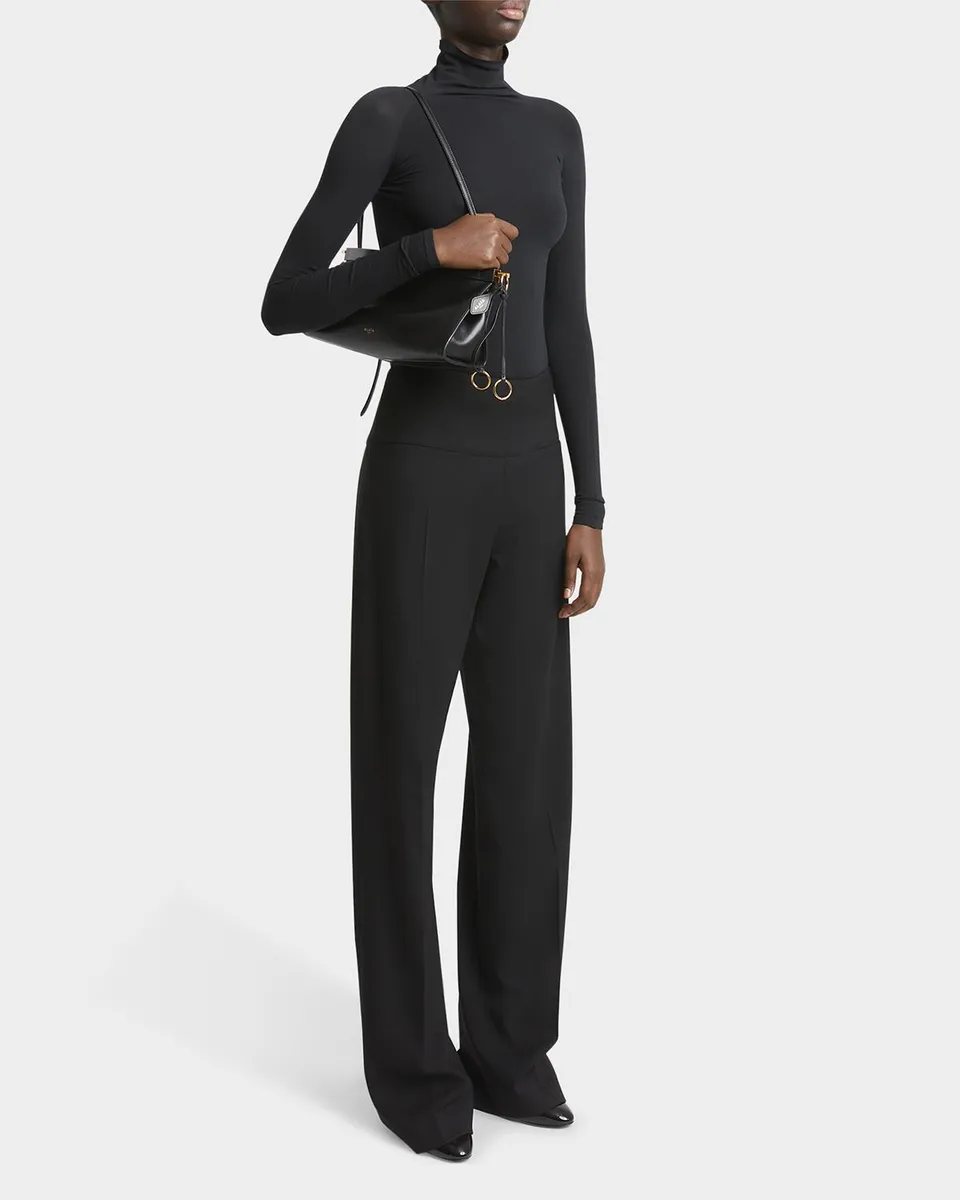 Alaïa Le Click Medium Shoulder Bag in Glossy Leather | Thumbnail 5 Alaïa Le Click Medium Shoulder Bag in Glossy Leather | Thumbnail 5
