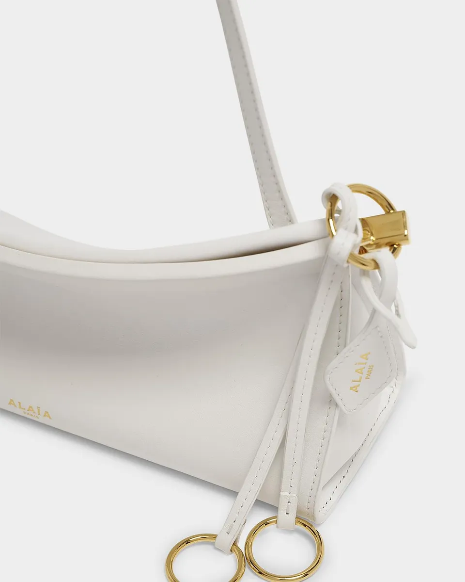 Alaïa Le Click Small Shoulder Bag in Glossy Leather | Thumbnail 6 Alaïa Le Click Small Shoulder Bag in Glossy Leather | Thumbnail 6