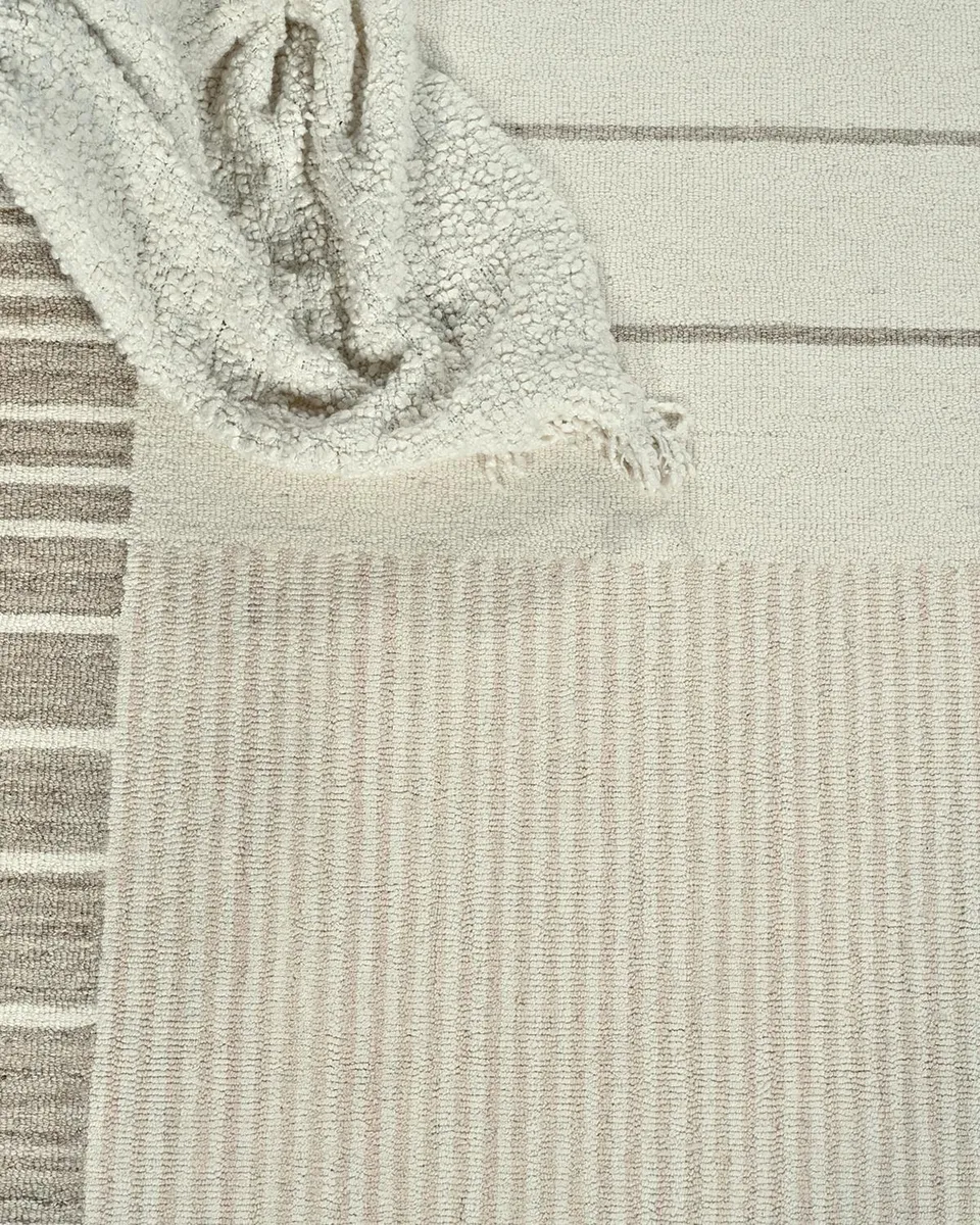 Exquisite Rugs Castine Hand-Tufted Beige Rug, 12 ' x 15 ' | Thumbnail 7 Exquisite Rugs Castine Hand-Tufted Beige Rug, 12 ' x 15 ' | Thumbnail 7
