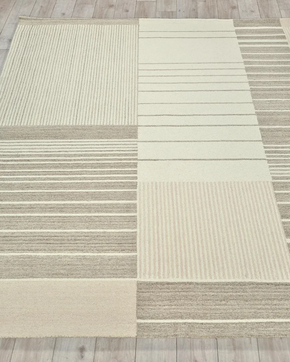 Exquisite Rugs Castine Hand-Tufted Beige Rug, 6 ' x 9 ' | Thumbnail 2