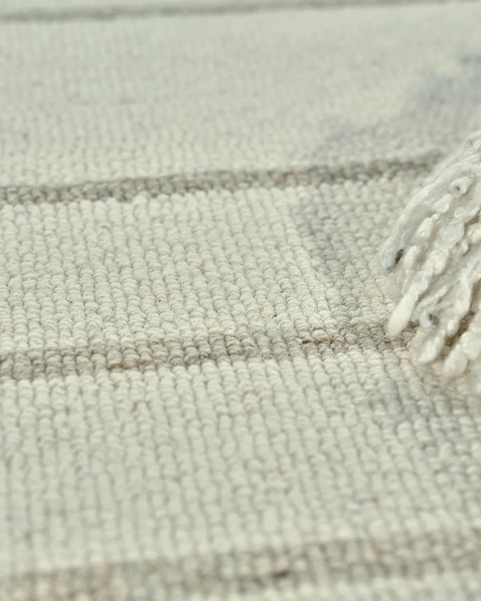 Exquisite Rugs Castine Hand-Tufted Beige Rug, 6 ' x 9 ' | Thumbnail 5