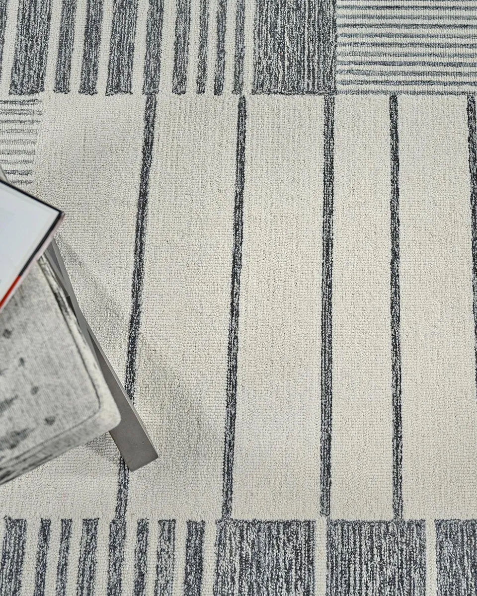 Exquisite Rugs Castine Hand-Tufted Gray Rug, 5 ' x 8 ' | Thumbnail 8 Exquisite Rugs Castine Hand-Tufted Gray Rug, 5 ' x 8 ' | Thumbnail 8