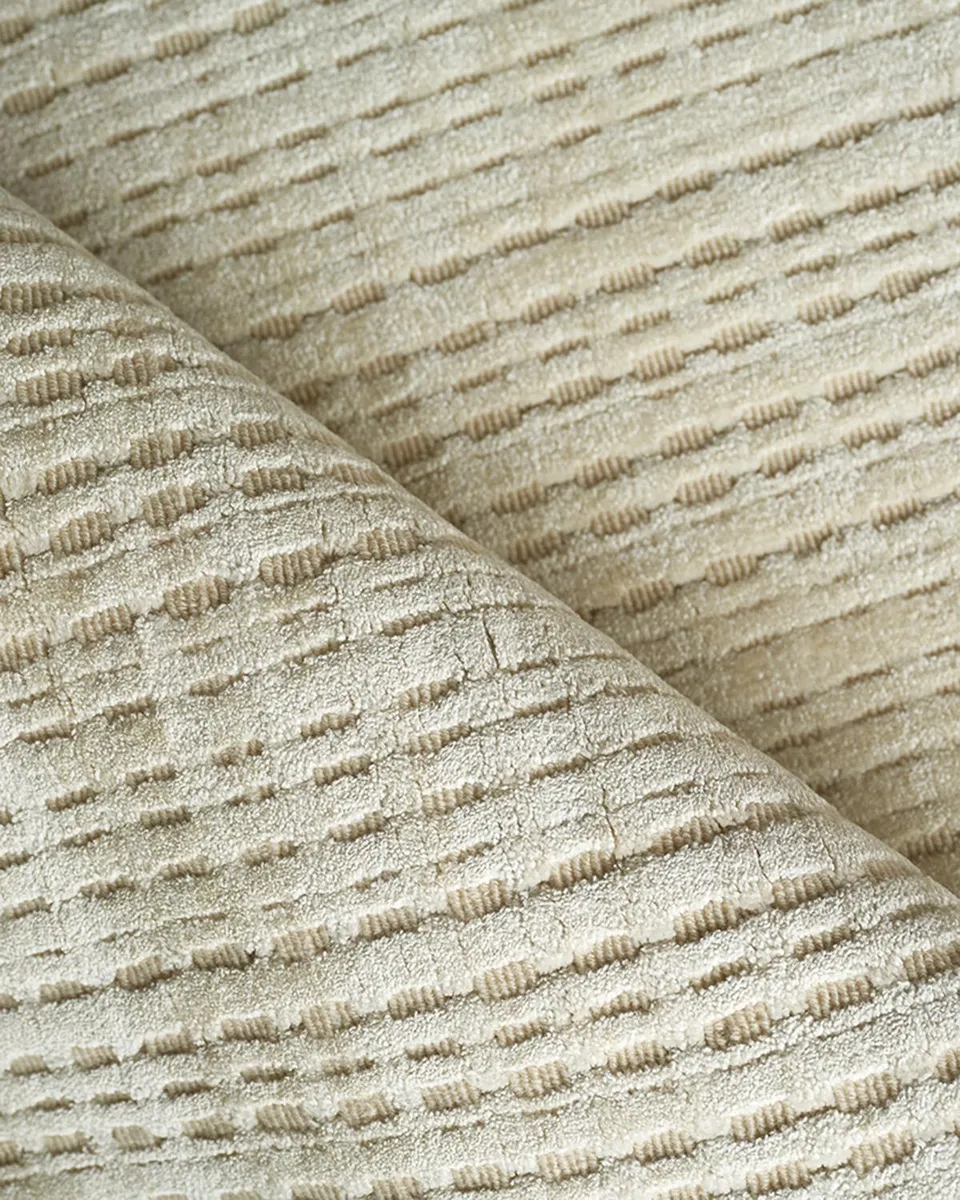 Exquisite Rugs Cabrini Hand-Loomed Beige Rug, 4 ' x 6 ' | Thumbnail 2 Exquisite Rugs Cabrini Hand-Loomed Beige Rug, 4 ' x 6 ' | Thumbnail 2