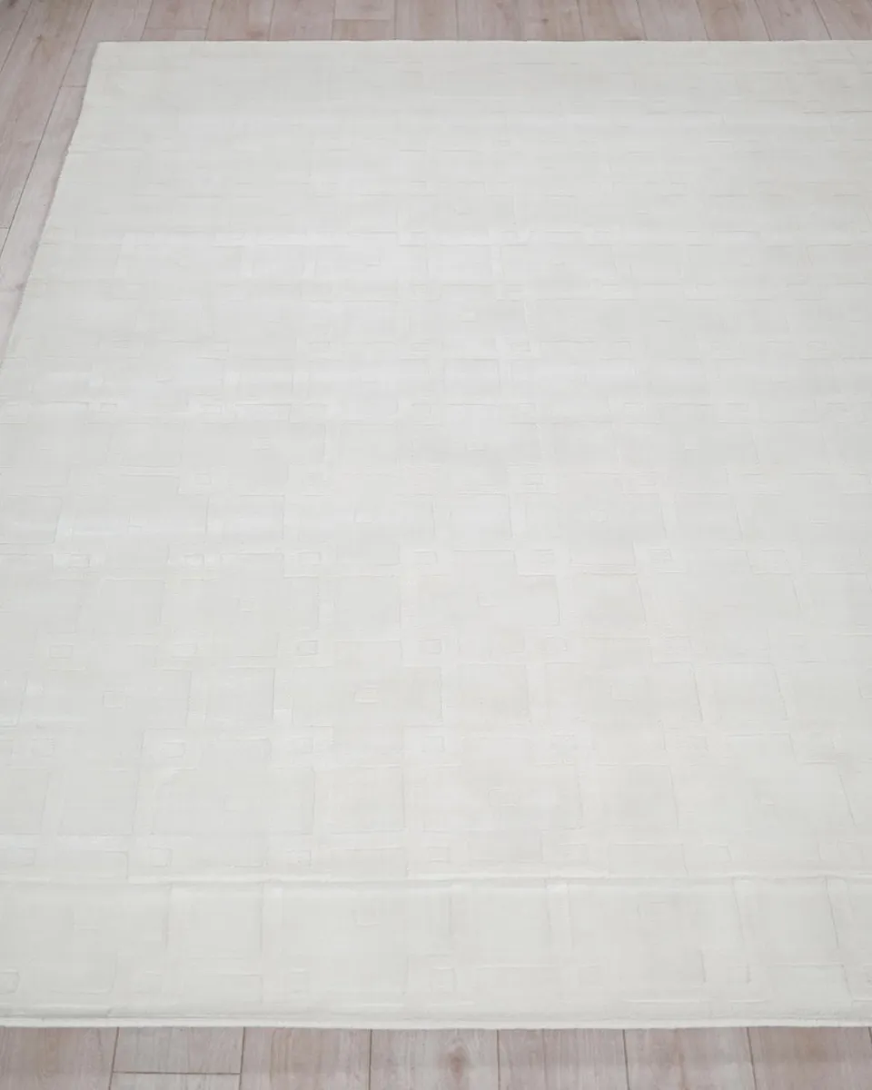 Exquisite Rugs Camora Hand-Loomed White Rug, 4 ' x 6 ' | Thumbnail 2