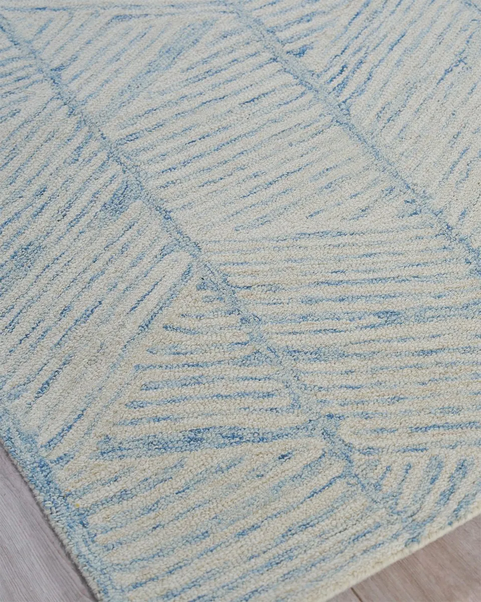 Exquisite Rugs Kascata Hand-Tufted Blue/Ivory Rug | Thumbnail 2