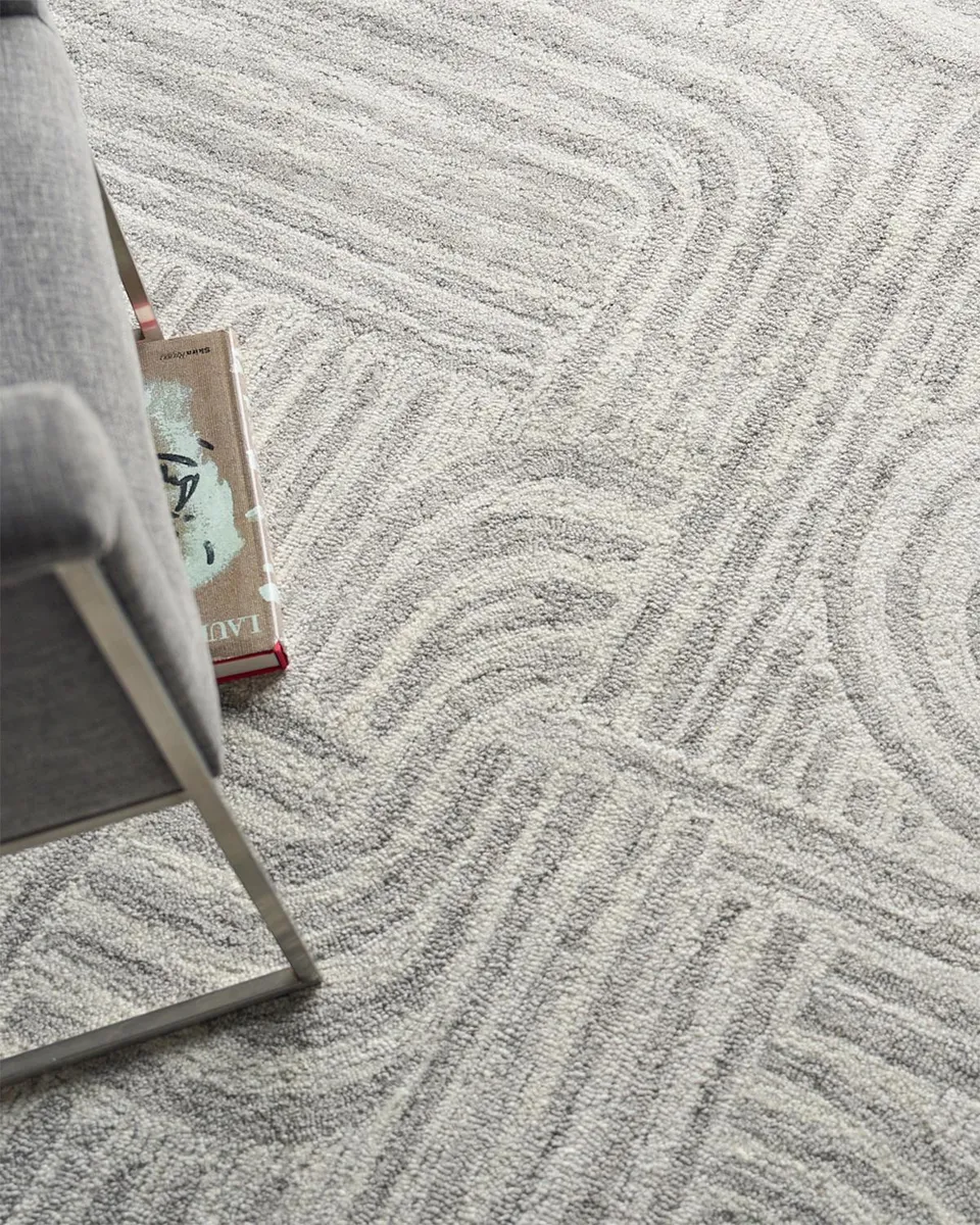 Exquisite Rugs Juno Hand-Tufted Gray/Ivory Rug, 5 ' x 8 ' | Thumbnail 5