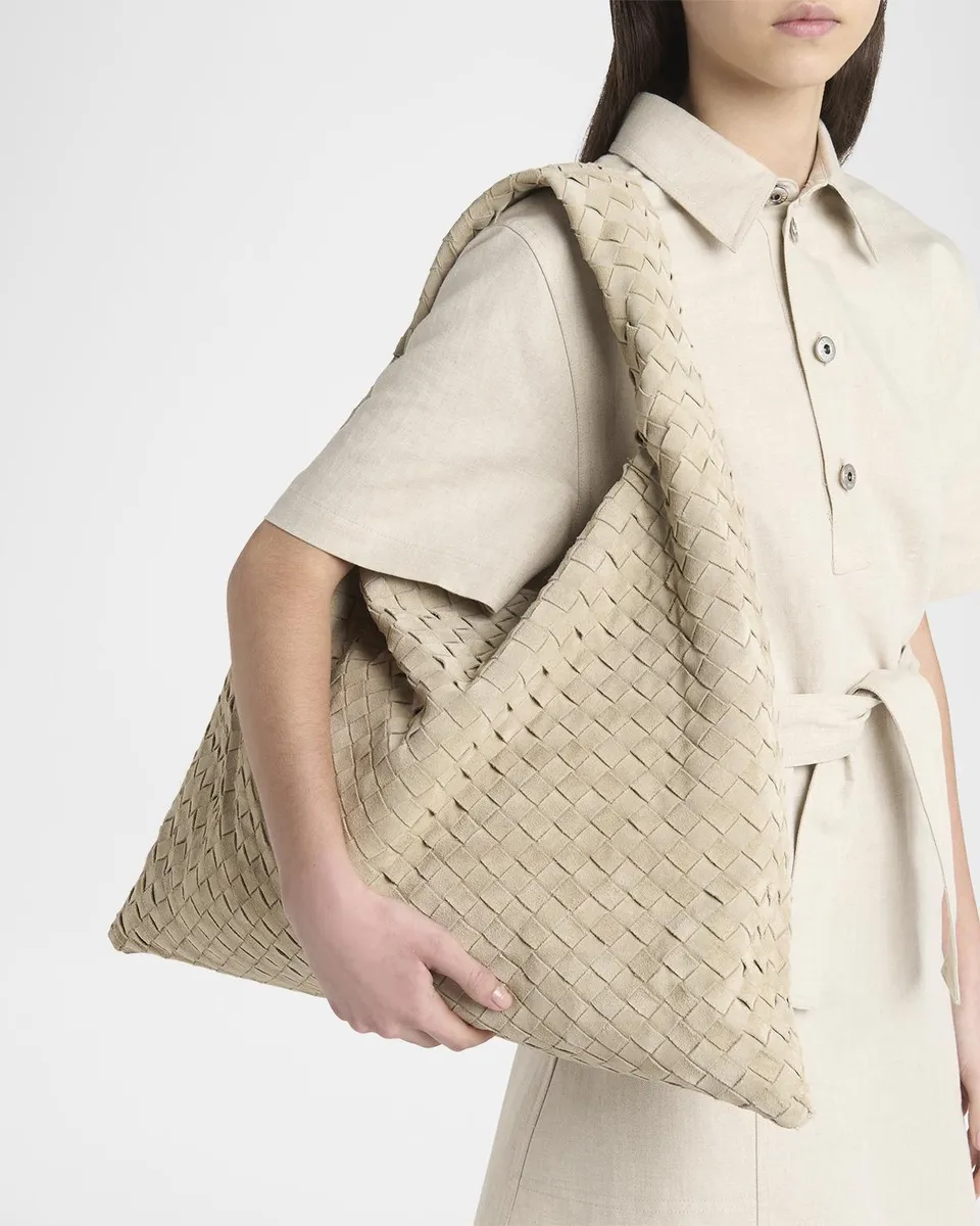 Bottega Veneta Large Hop Bag | Thumbnail 2 Bottega Veneta Large Hop Bag | Thumbnail 2