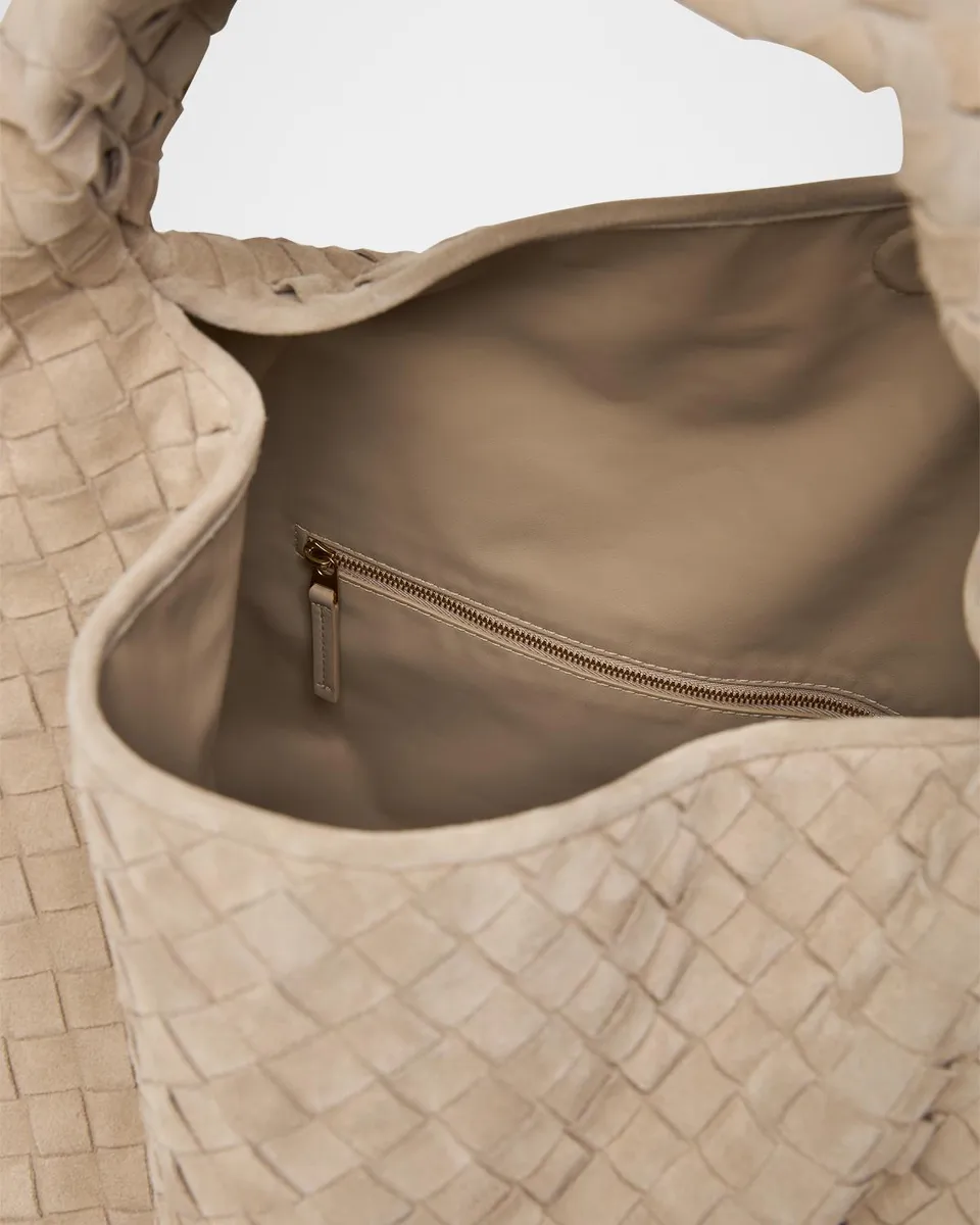 Bottega Veneta Large Hop Bag | Thumbnail 4 Bottega Veneta Large Hop Bag | Thumbnail 4