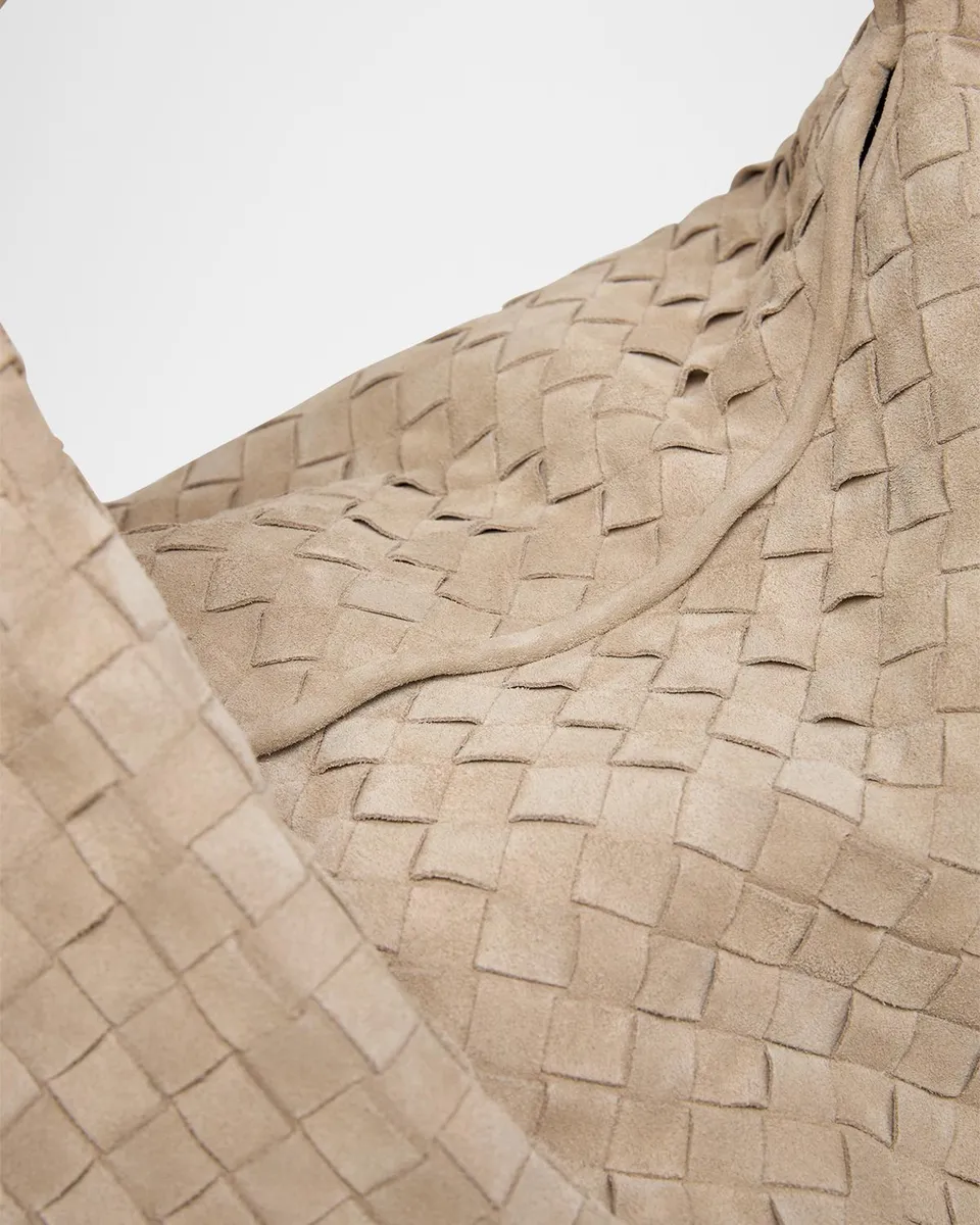 Bottega Veneta Large Hop Bag | Thumbnail 6 Bottega Veneta Large Hop Bag | Thumbnail 6