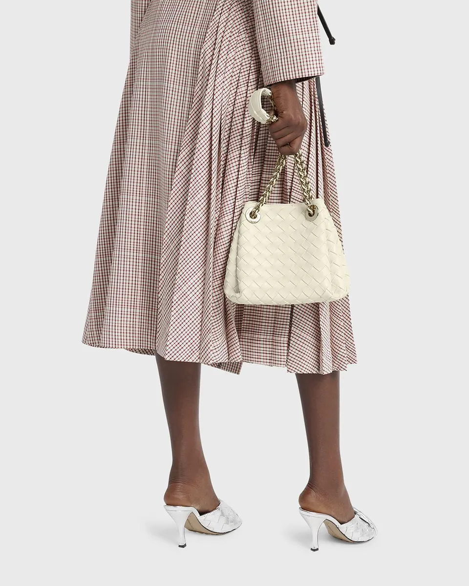 Bottega Veneta Small Parachute Leather Shoulder Bag | Thumbnail 2 Bottega Veneta Small Parachute Leather Shoulder Bag | Thumbnail 2