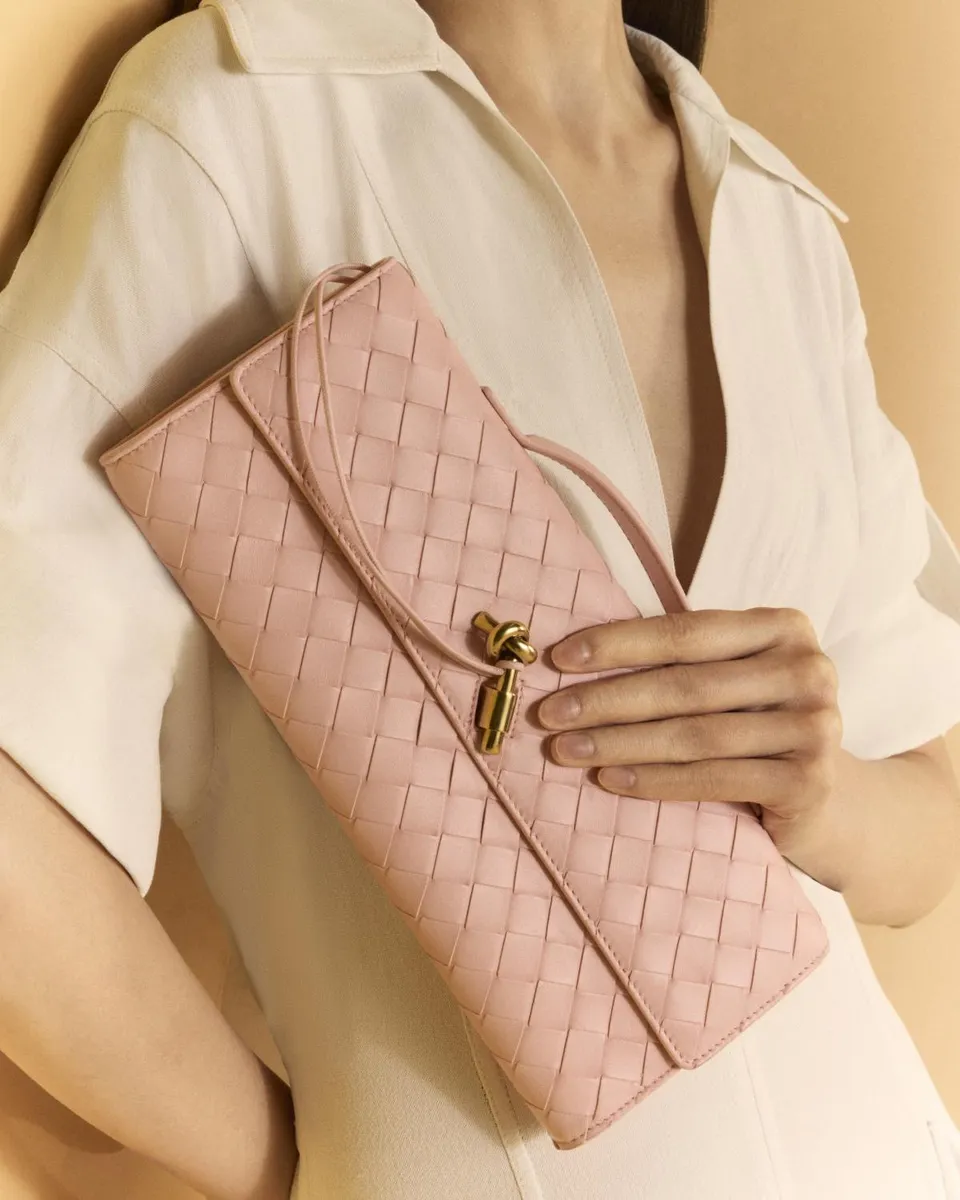 Bottega Veneta Long Andiamo Clutch Bag with Handle | Thumbnail 5 Bottega Veneta Long Andiamo Clutch Bag with Handle | Thumbnail 5