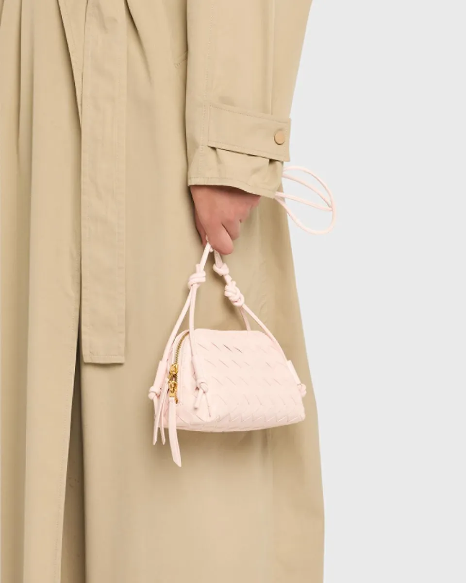 Bottega Veneta Zip Leather Pouch Shoulder Bag | Thumbnail 2 Bottega Veneta Zip Leather Pouch Shoulder Bag | Thumbnail 2