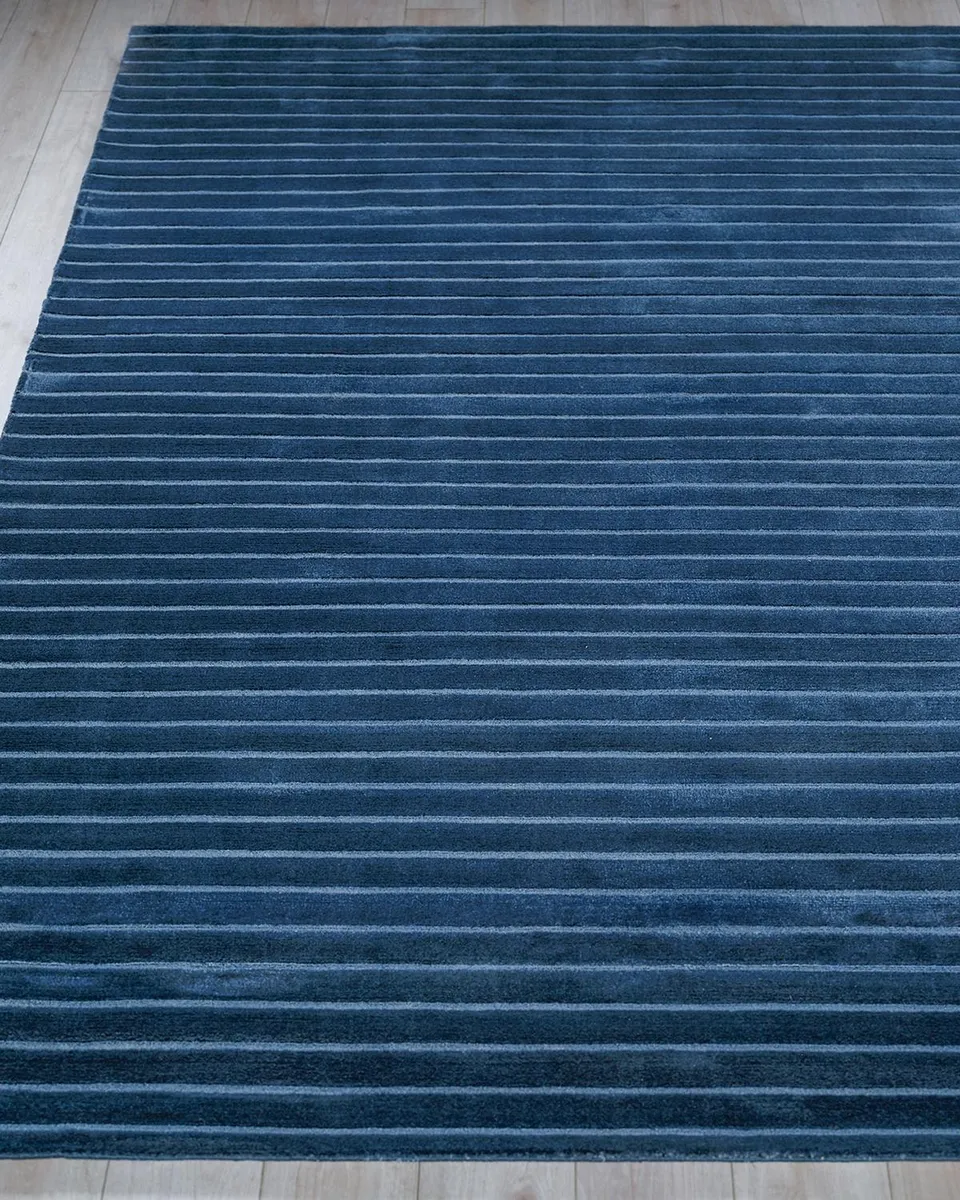 Exquisite Rugs Amani Hand-Loomed Navy Rug, 6 ' x 9 ' | Thumbnail 2 Exquisite Rugs Amani Hand-Loomed Navy Rug, 6 ' x 9 ' | Thumbnail 2