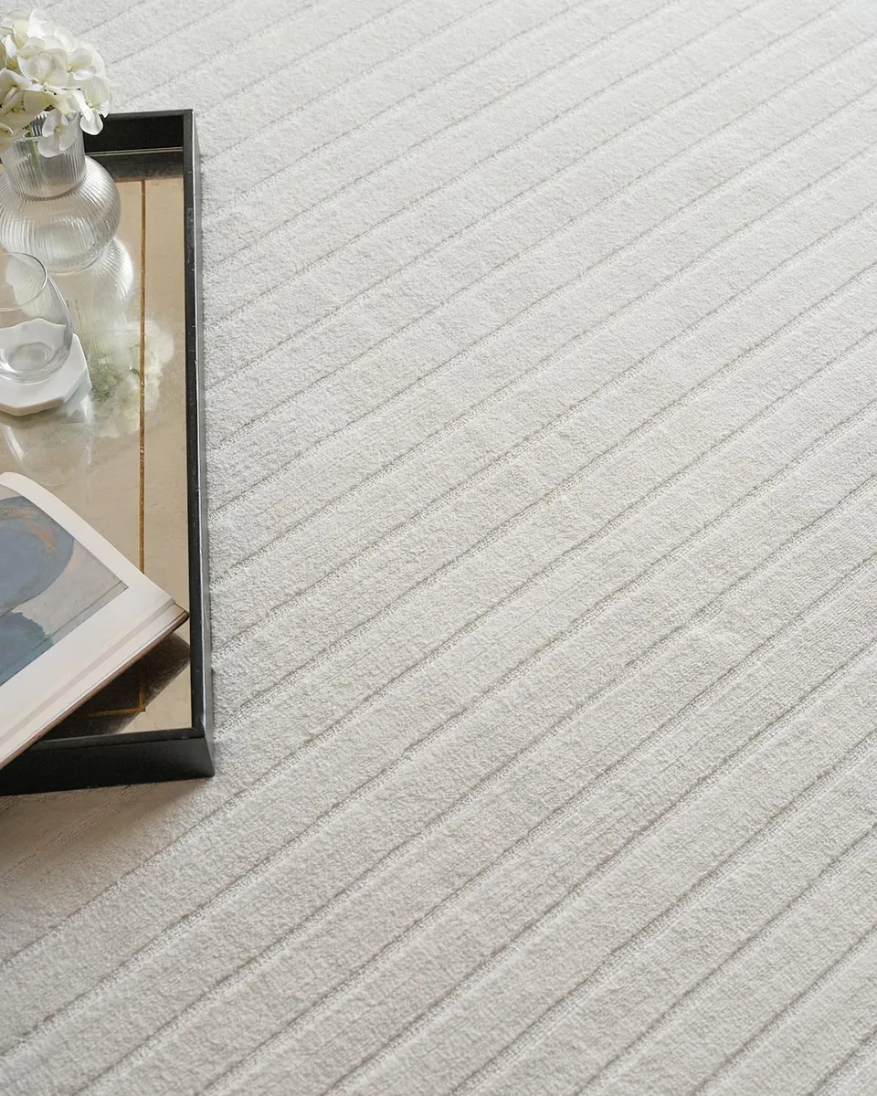 Exquisite Rugs Amani Hand-Loomed White Rug, 6 ' x 9 ' | Thumbnail 8 Exquisite Rugs Amani Hand-Loomed White Rug, 6 ' x 9 ' | Thumbnail 8