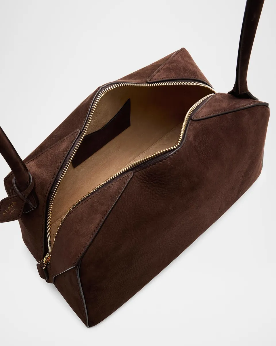 Alaïa Le Bouledogue Bowling Shoulder Bag in Nubuck Leather | Thumbnail 4 Alaïa Le Bouledogue Bowling Shoulder Bag in Nubuck Leather | Thumbnail 4