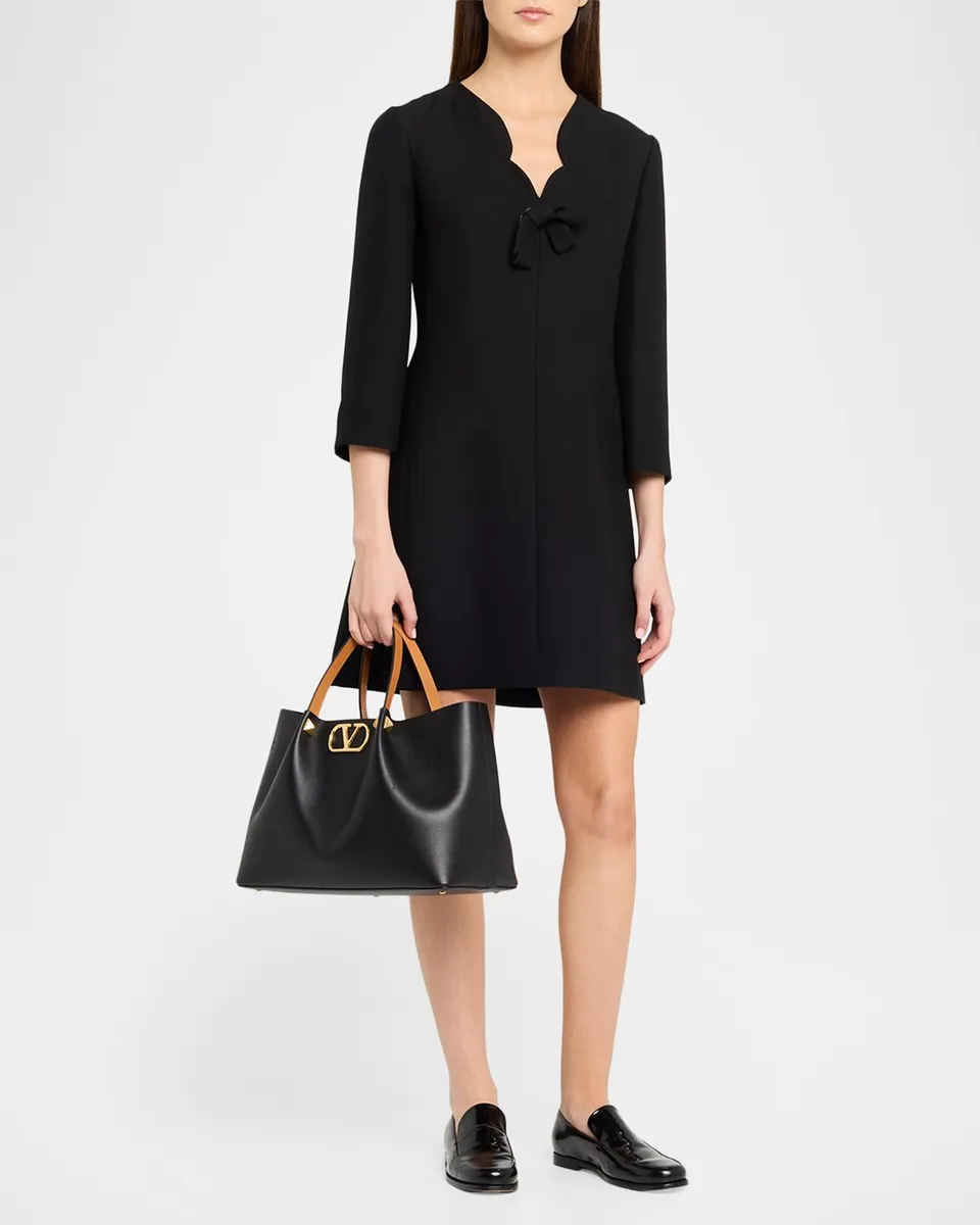 Valentino Garavani Medium Pleated Rockstud Leather Tote Bag | Thumbnail 5 Valentino Garavani Medium Pleated Rockstud Leather Tote Bag | Thumbnail 5