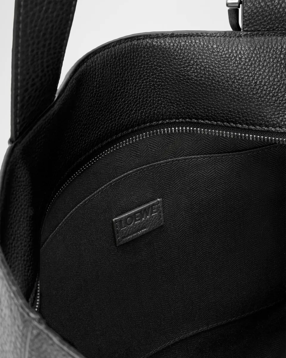 Loewe Men's Loop Zipped Leather Tote Bag | Thumbnail 4