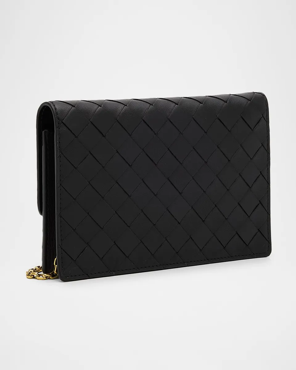 Bottega Veneta Andiamo Leather Chain Pouch Bag | Thumbnail 3 Bottega Veneta Andiamo Leather Chain Pouch Bag | Thumbnail 3
