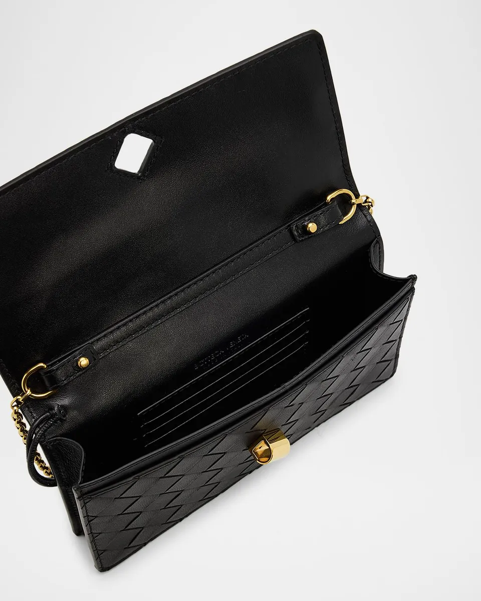 Bottega Veneta Andiamo Leather Chain Pouch Bag | Thumbnail 4 Bottega Veneta Andiamo Leather Chain Pouch Bag | Thumbnail 4
