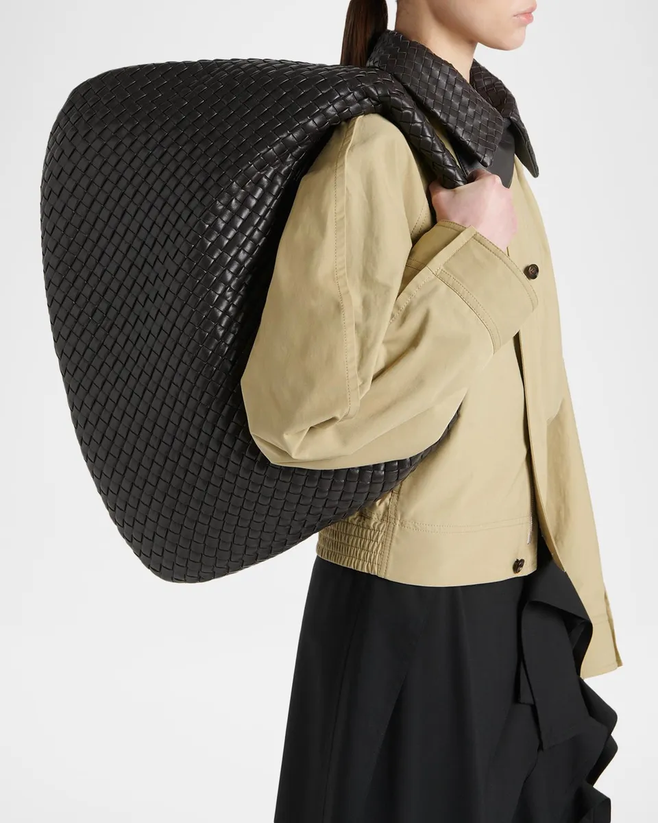 Bottega Veneta Maxi Veneta Leather Shoulder Bag | Thumbnail 2 Bottega Veneta Maxi Veneta Leather Shoulder Bag | Thumbnail 2