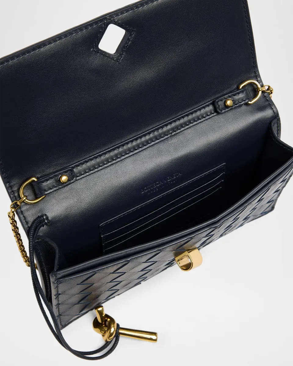 Bottega Veneta Andiamo Leather Chain Pouch Bag | Thumbnail 4 Bottega Veneta Andiamo Leather Chain Pouch Bag | Thumbnail 4