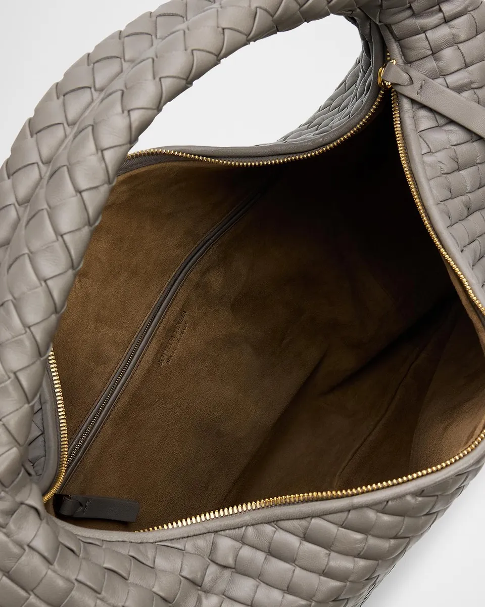 Bottega Veneta Maxi Veneta Leather Shoulder Bag | Thumbnail 4 Bottega Veneta Maxi Veneta Leather Shoulder Bag | Thumbnail 4
