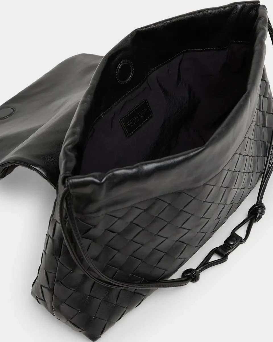 Bottega Veneta Giorno Leather Drawstring Shoulder Bag | Thumbnail 4