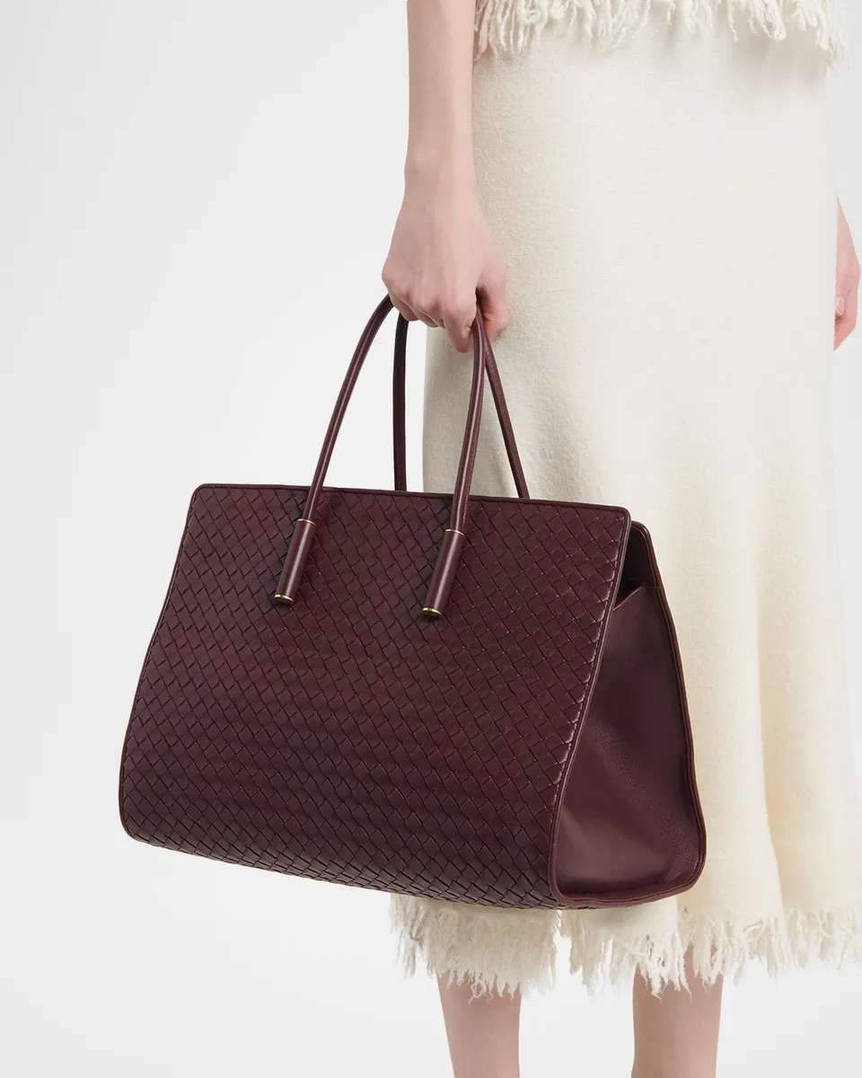 Bottega Veneta Barbara Medium Leather Tote Bag | Thumbnail 2 Bottega Veneta Barbara Medium Leather Tote Bag | Thumbnail 2