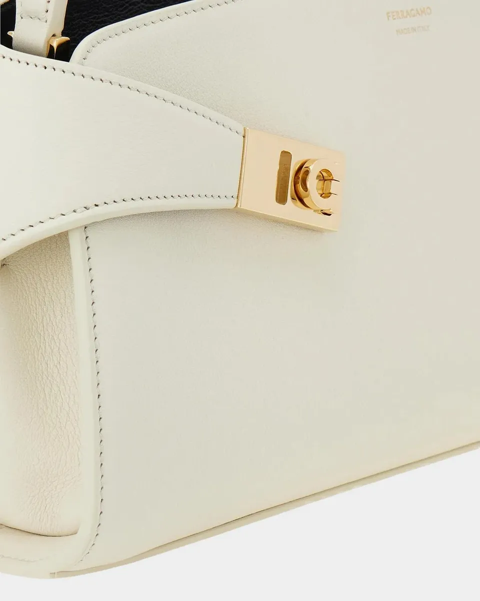 Ferragamo East-West Hug Leather Shoulder Bag | Thumbnail 6
