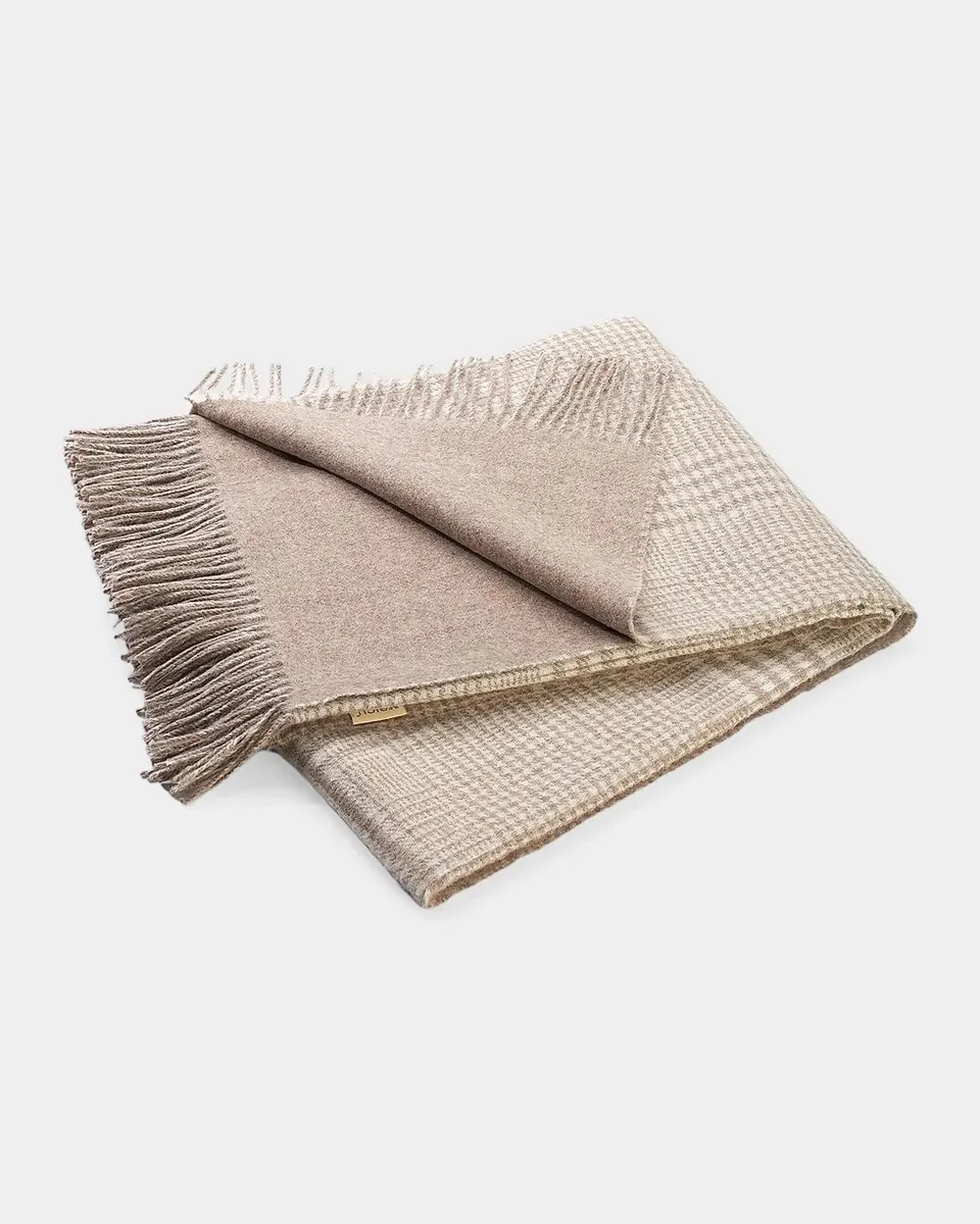 Weich Couture Alpaca Matea Alpaca Wool Blanket | Thumbnail 2 Weich Couture Alpaca Matea Alpaca Wool Blanket | Thumbnail 2