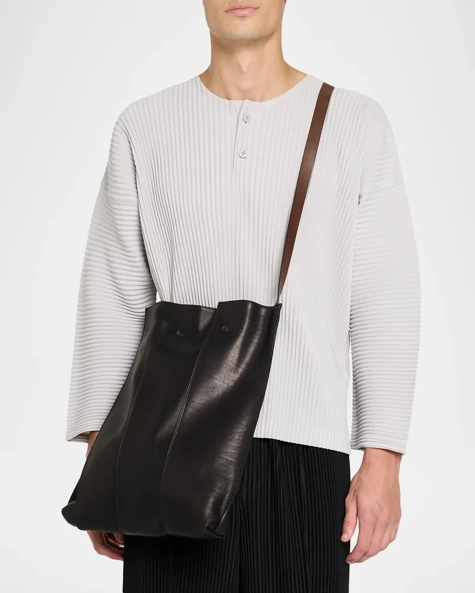 IM MEN Men's Leather Pleats Shoulder Bag | Thumbnail 2